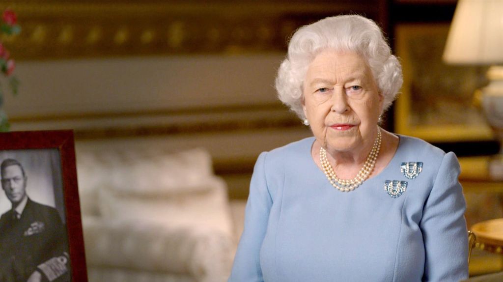HM The Queen Tests Positive For Covid, Buckingham Palace Announces