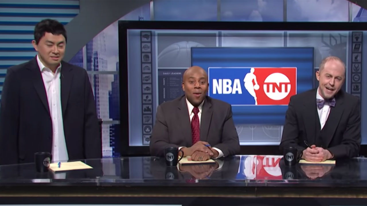 Saturday Night Live roasted the NBA over its covid situation, and Bowen Yang dropped a Yao Ming impression