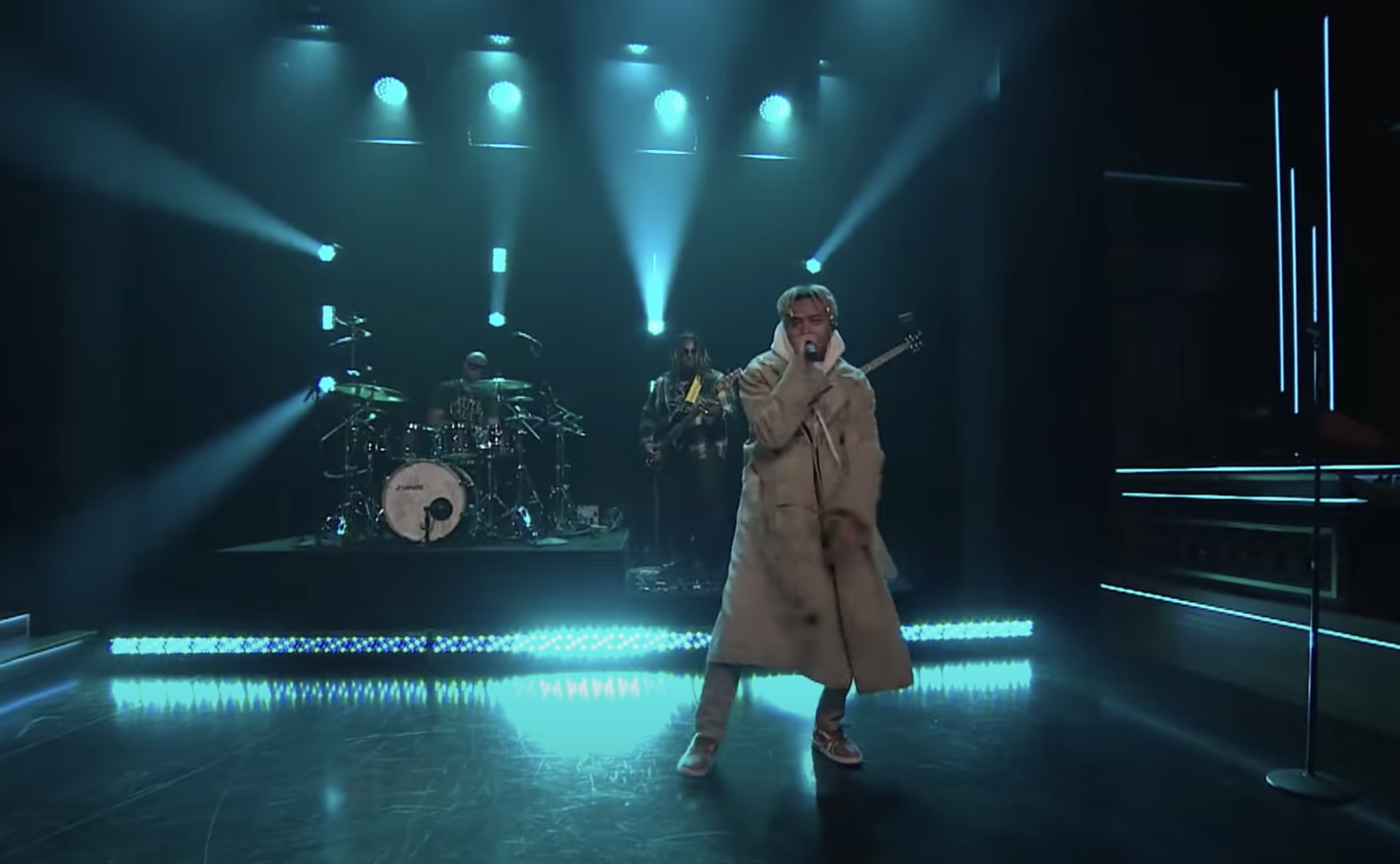 Cordae performs ‘Sinister’ and ‘Chronicles’ on ‘Fallon.