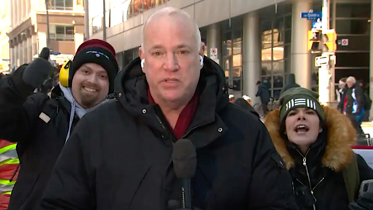 Canadian Freedom Convoy Protesters Shout Obscenities During Live Report