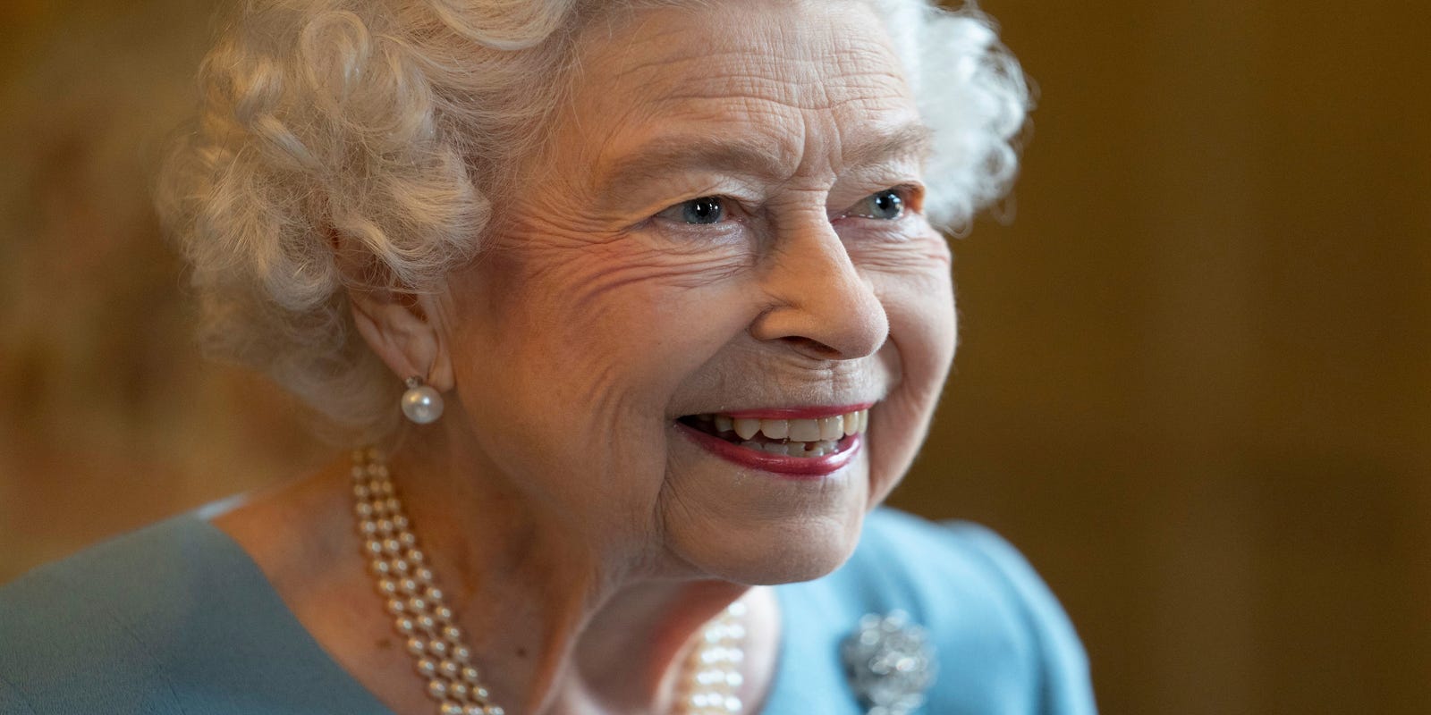 Britain’s Queen Elizabeth II tests positive for COVID