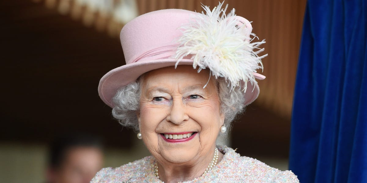 Hollywood Unlocked Spreads Baseless Claim That Queen Elizabeth II Died