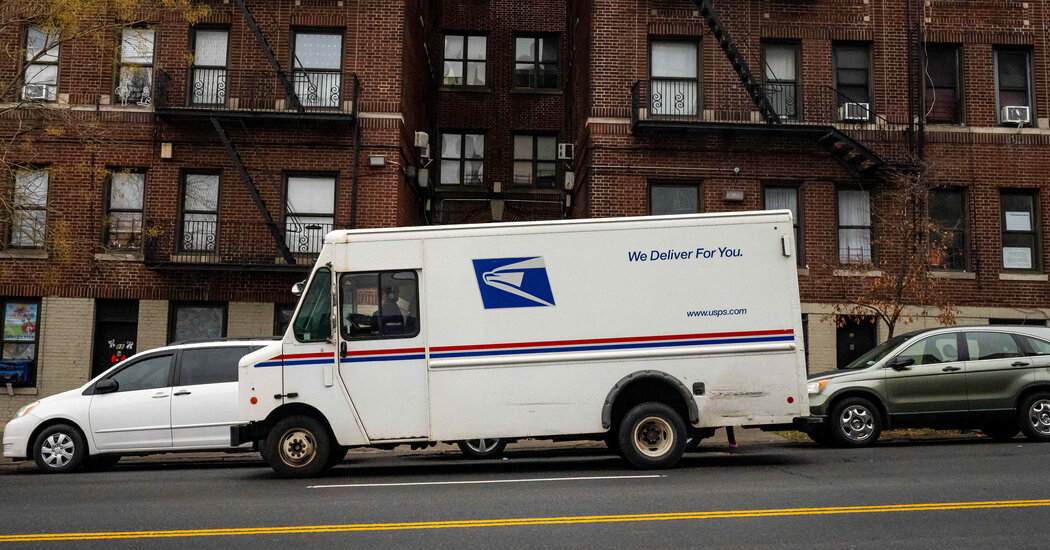 House Passes Bill to Shore Up Postal Service, Working to Avert Insolvency