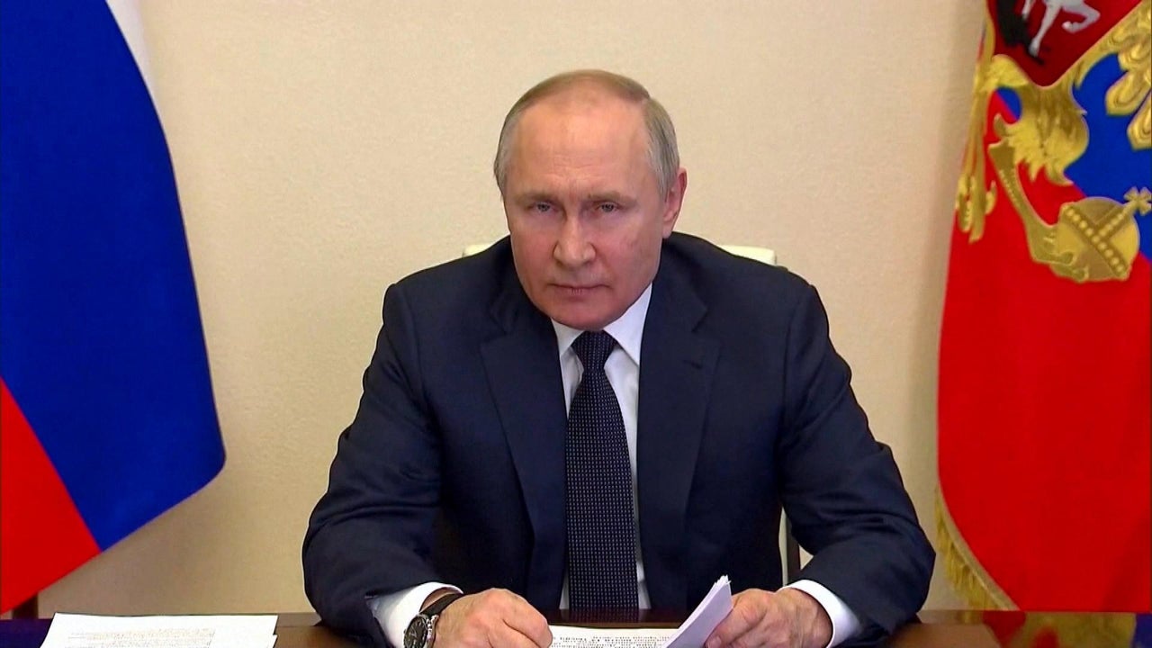 Vladimir Putin Resigns from 1,000 Personal Staff Members, Fearing Poisoning