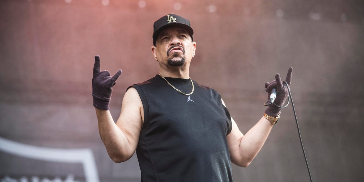 Ice-T Fasts and Uses Resistance Bands To Stay Fit