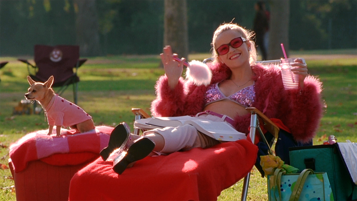 Mindy Kaling, Legally Blonde 3 explains why the Reese Witherspoon movie is taking so long