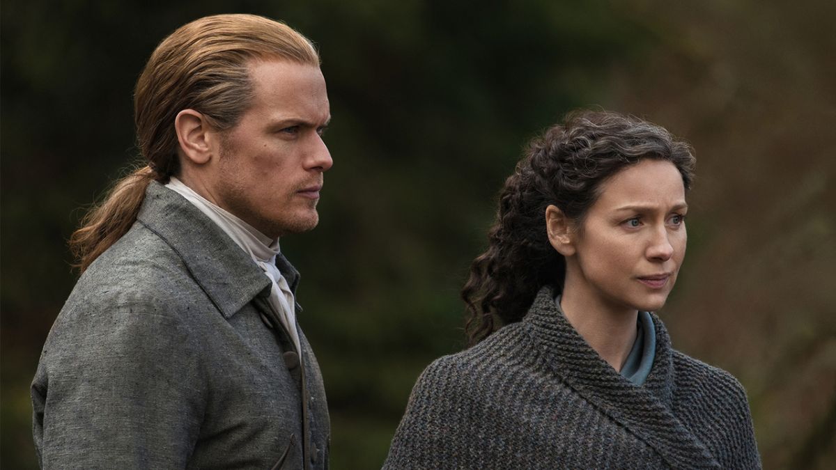Outlander’s Caitríona Balfe And Sam Heughan Open Up About Wild Fan Rumors Claiming They’re Dating In Real Life