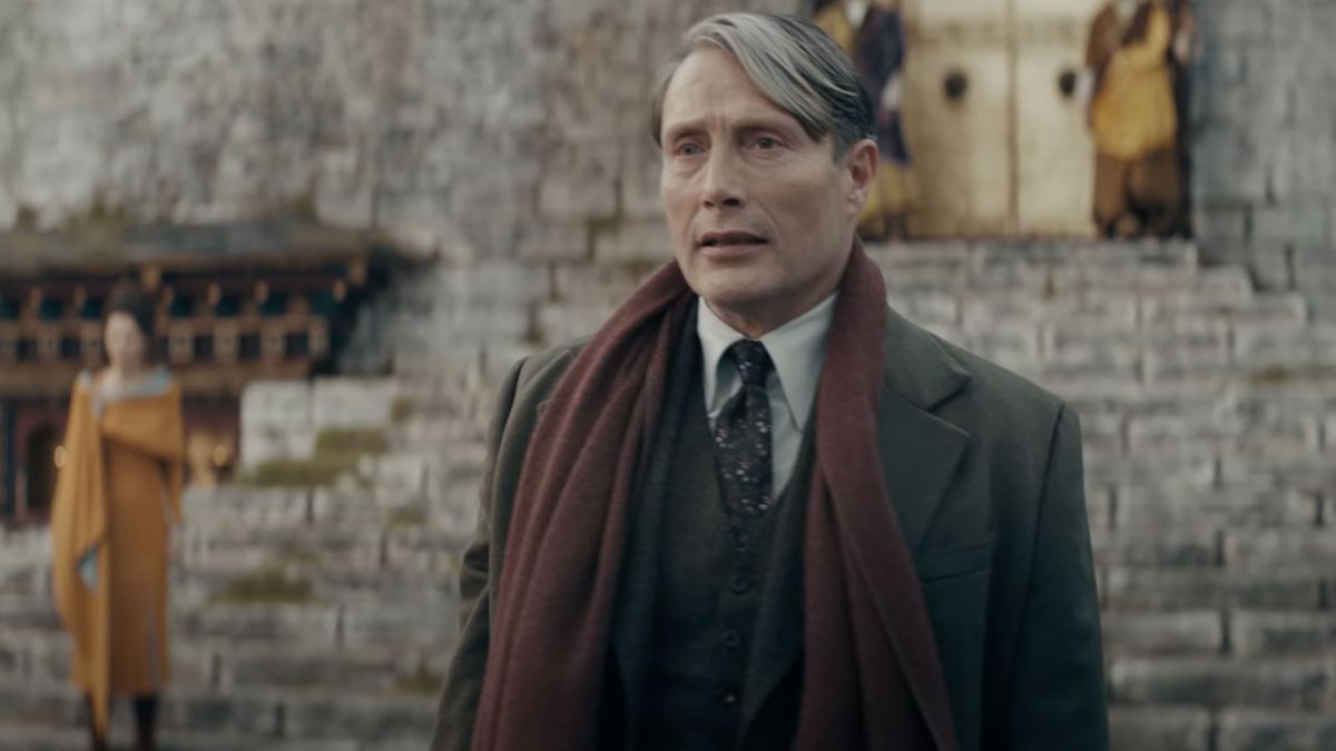 Fantastic Beasts 3’s Mads Mikkelsen Shares Thoughts On J.K. Rowling Controversy And The Backlash She’s Received