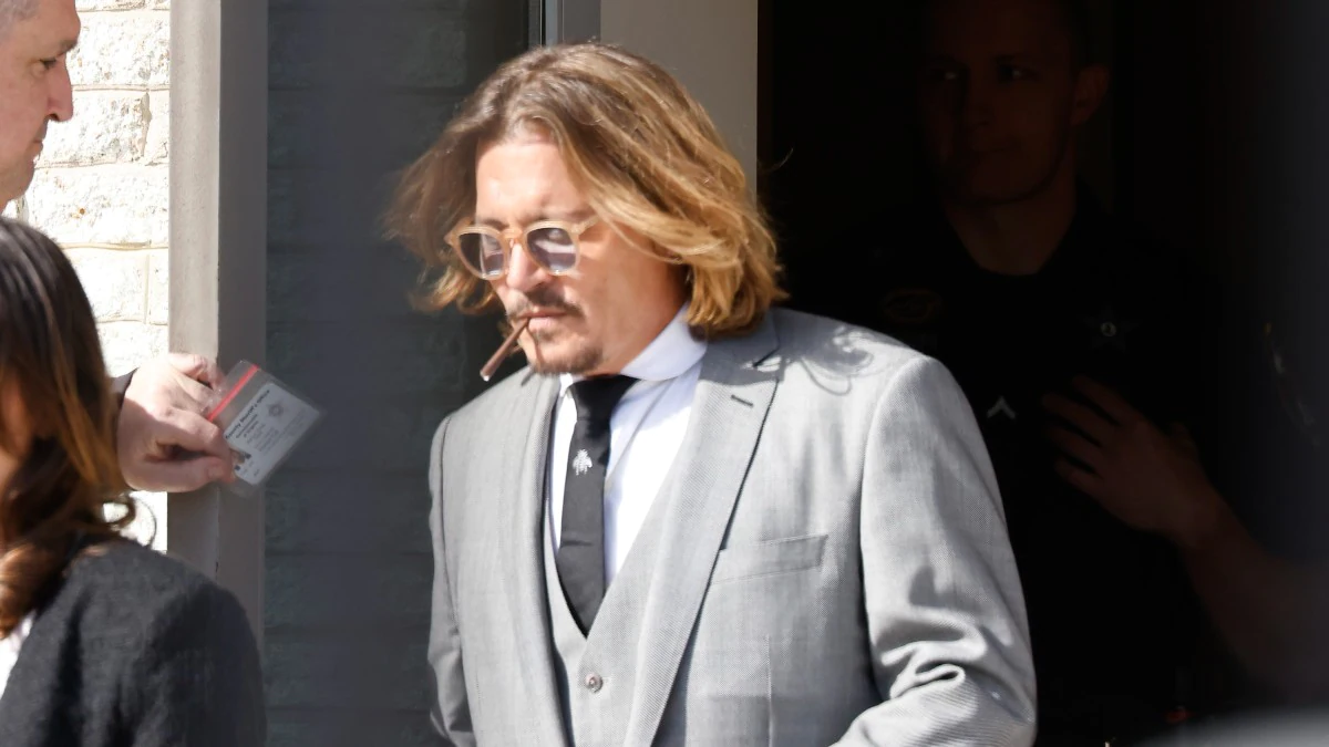 Johnny Depp Defamation Case Opens With Claims of Drug Use and ‘Old Fat Man’ Insults
