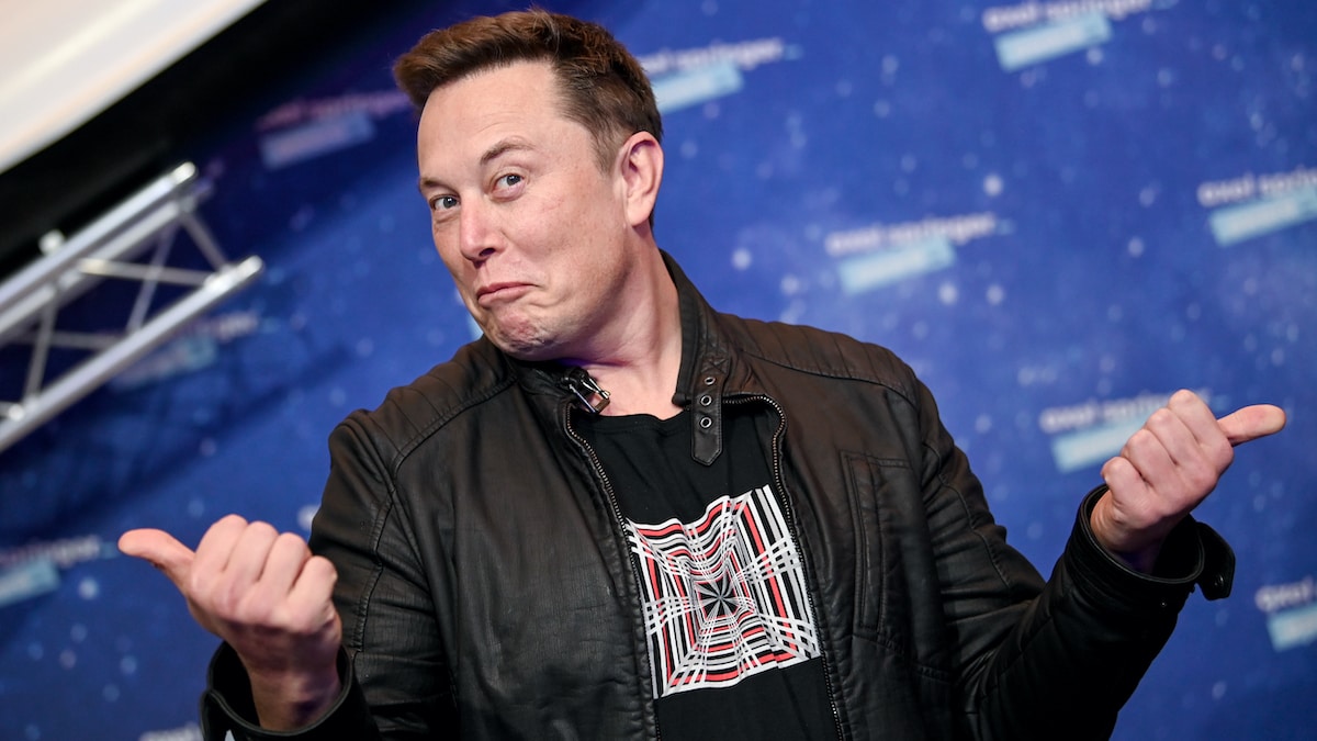 Elon Musk Uses Poop Emoji to Respond to Twitter CEO