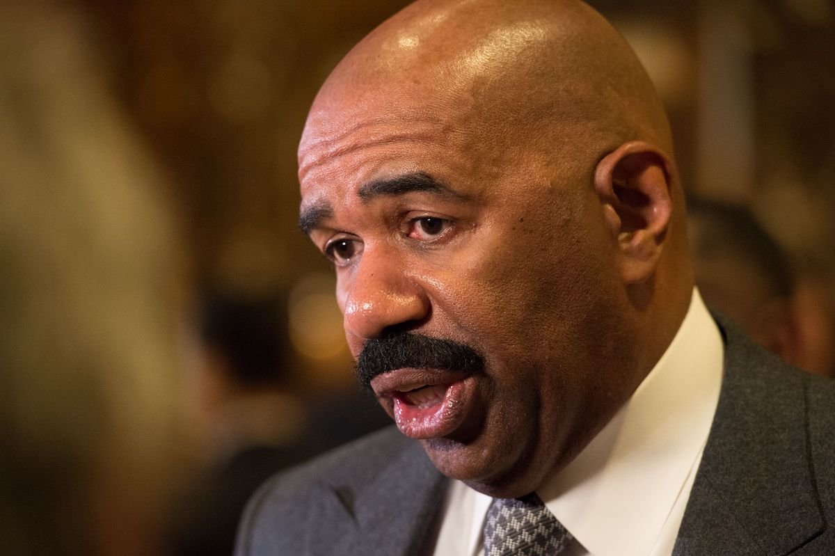 Steve Harvey Supposedly Panicking Over Health, Making Final Plans, Sketchy Source Claims In Dubious Gossip
