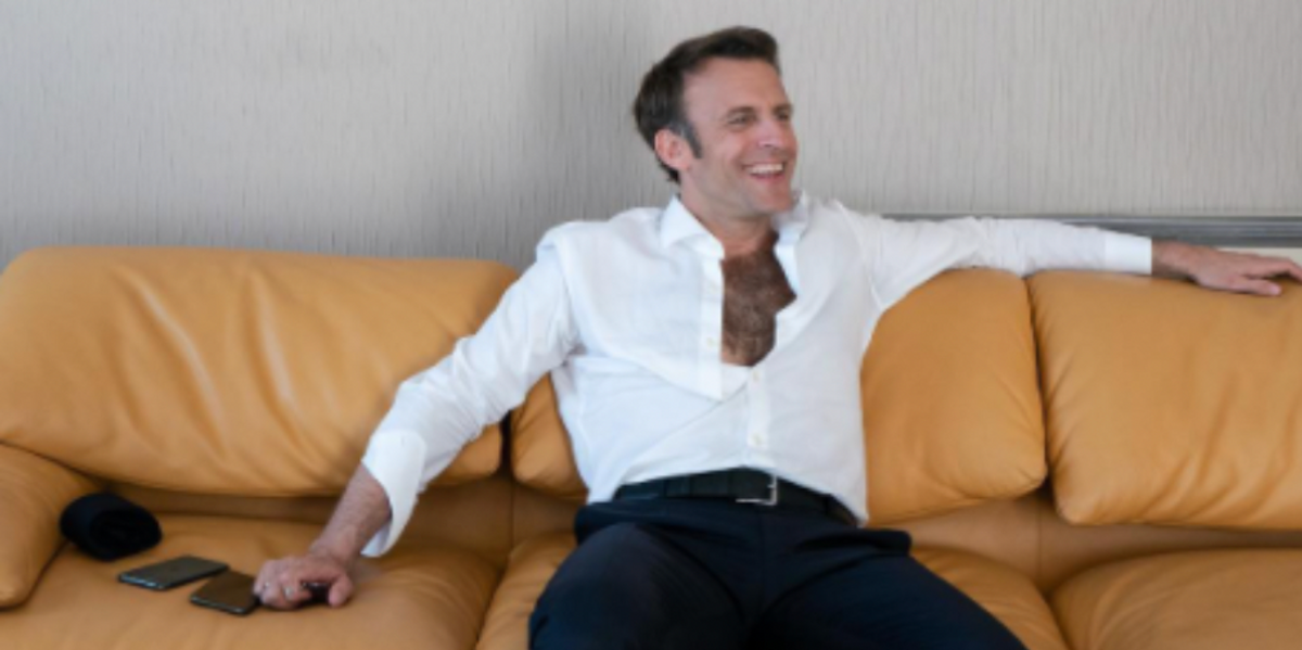 Twitter swoons over ‘thirst trap’ pic of Emmanuel Macron with open shirt on sofa