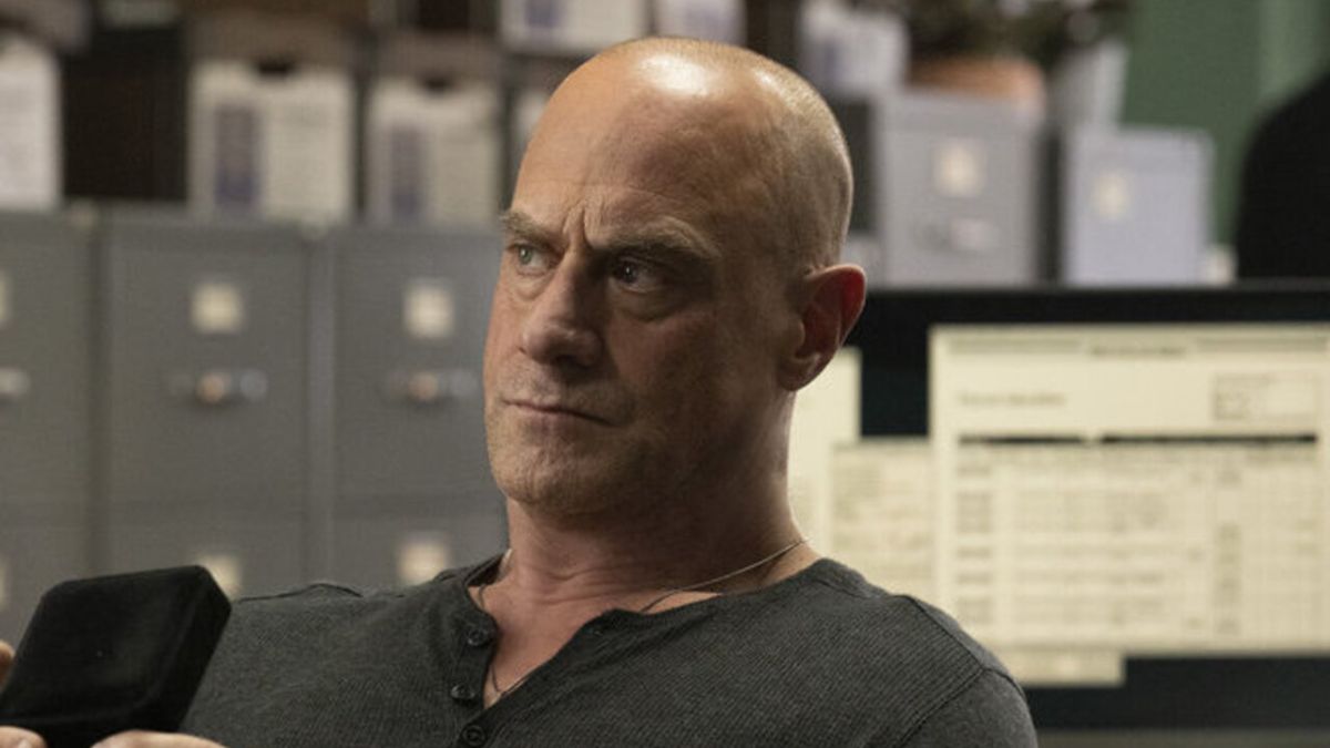 Law And Order’s Christopher Meloni Hilariously Trolled Reports Accusing Him Of An Oversized Ego On Set