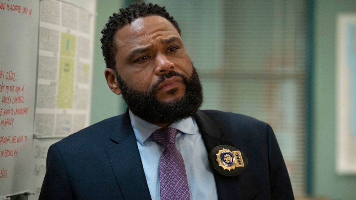 After Law And Order Star Anthony Anderson Celebrated NBC’s Big Renewal News, The Show Responded With An A+ Joke