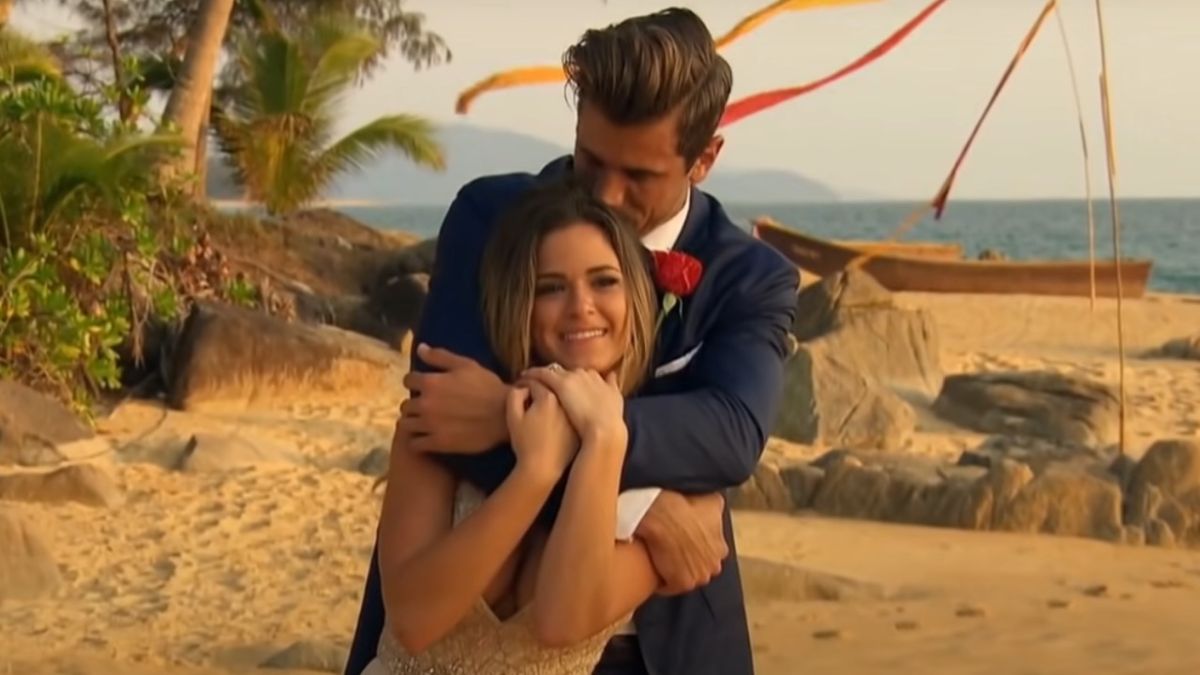 The Bachelorette’s JoJo Fletcher And Jordan Rodgers Marry 6 Years After Getting Engaged On TV, And Former Rose Earner Wells Adams Had An A+ Response