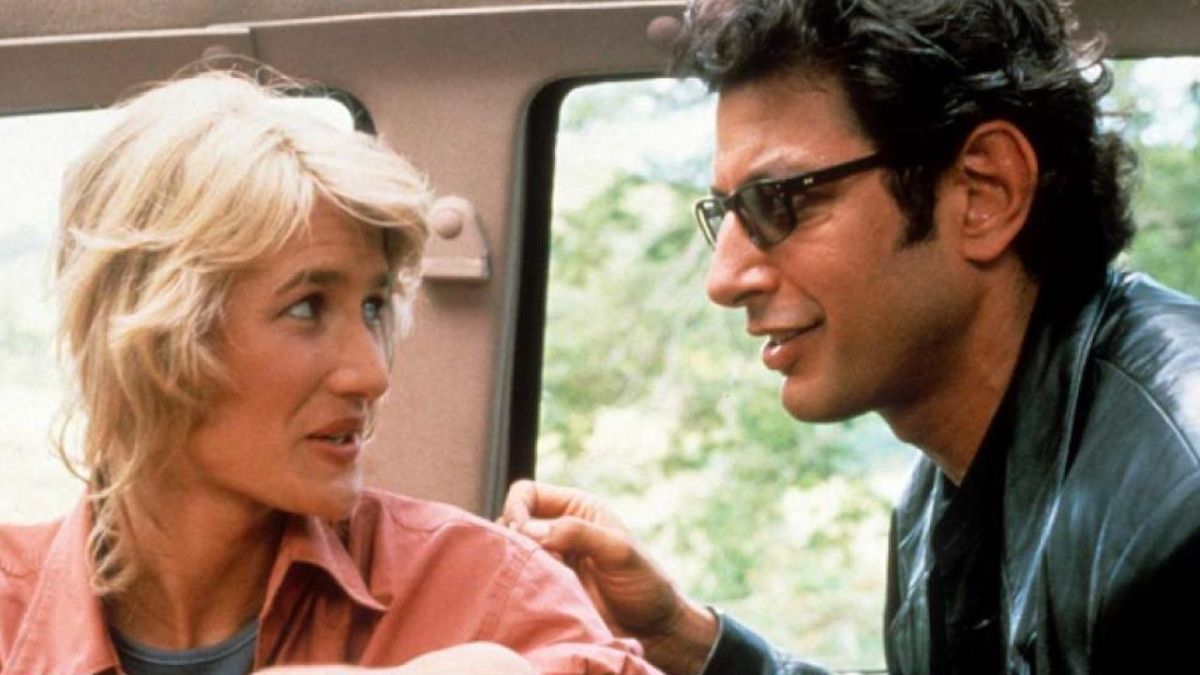 Laura Dern Had To Remind Jeff Goldblum Why He Was So Shirtless And Sweaty In Iconic Jurassic Park Scene