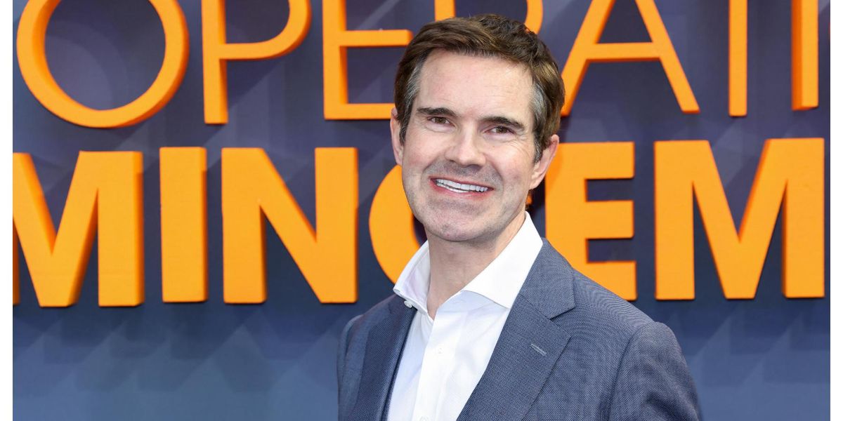 Jimmy Carr’s father wants him stripped of Irish Heritage award unless he apologises for book comments