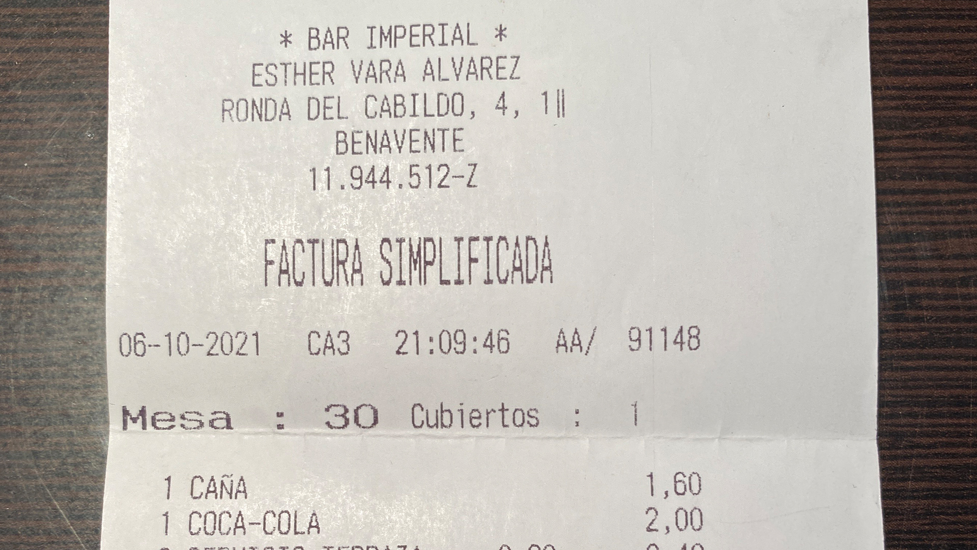 Spanish bar warns customers about holiday warning – every time a waiter comes to the table, he will charge them – and charge a shock fee for cuttinglery