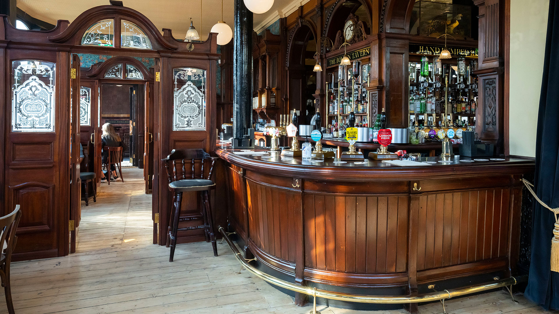 These are the best pubs in Britain, and some have hosted some very famous guests