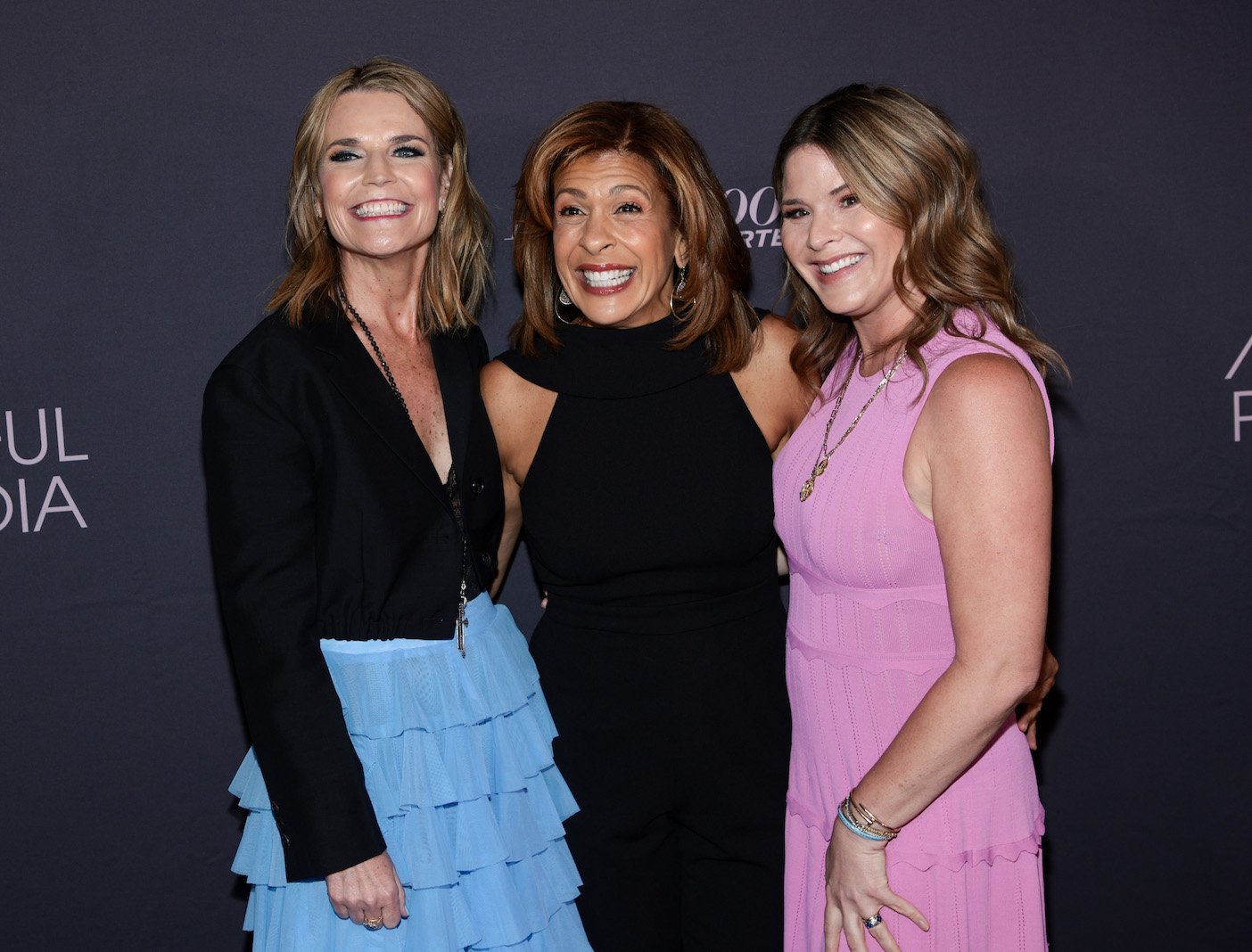 Show Gossip: Jenna Bush Hager Claims Savannah Guthrie and Hoda Kobi Out Of Today’s ‘Today’ For A Bigger Contract