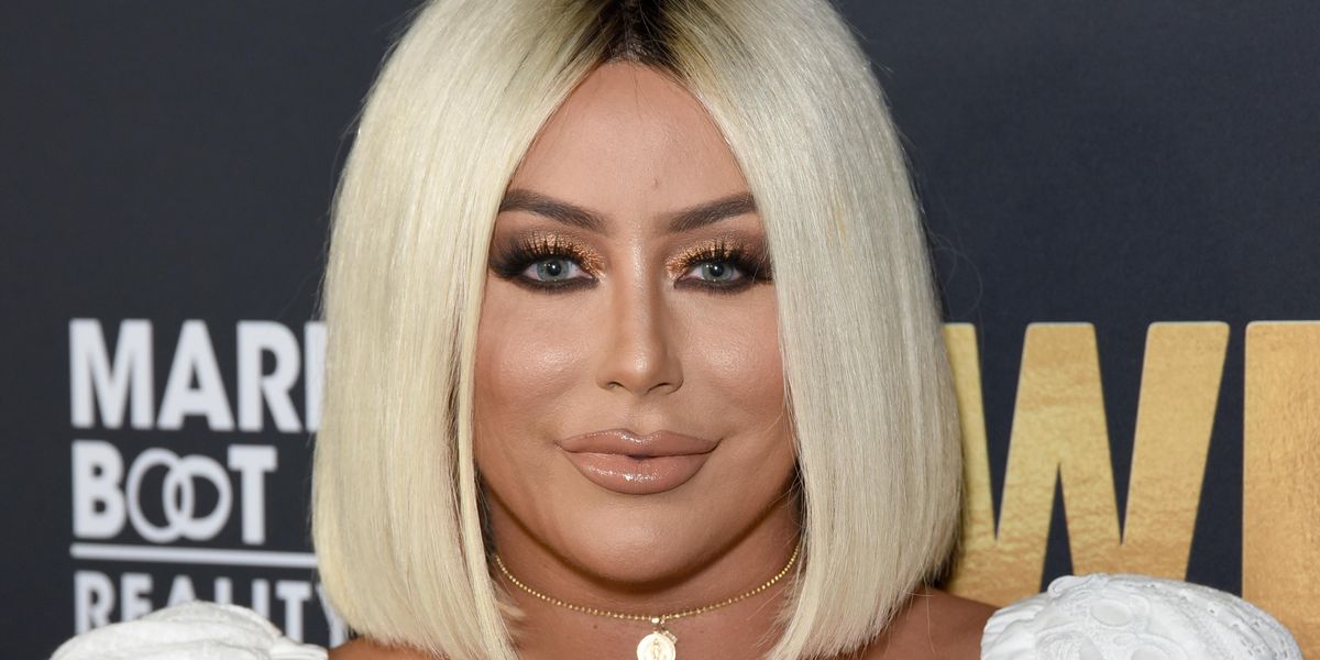 Aubrey O’Day charged with photoshopping ‘holiday’Photos in viral TikTok