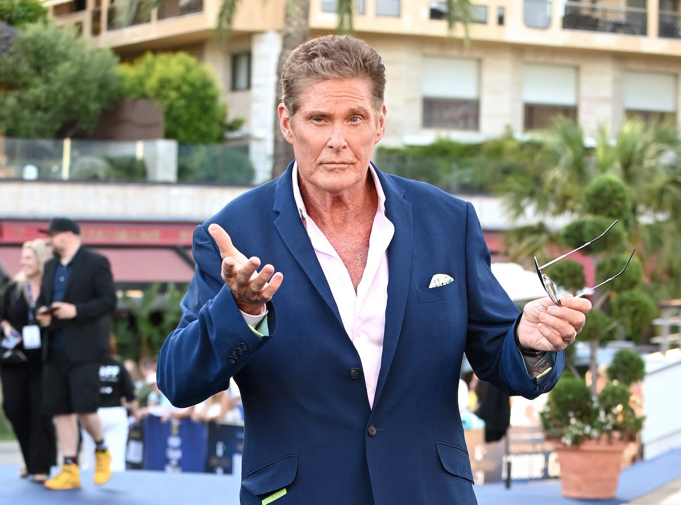 David Hasselhoff, a dubious source, reportedly needs plastic surgery after his 70th birthday