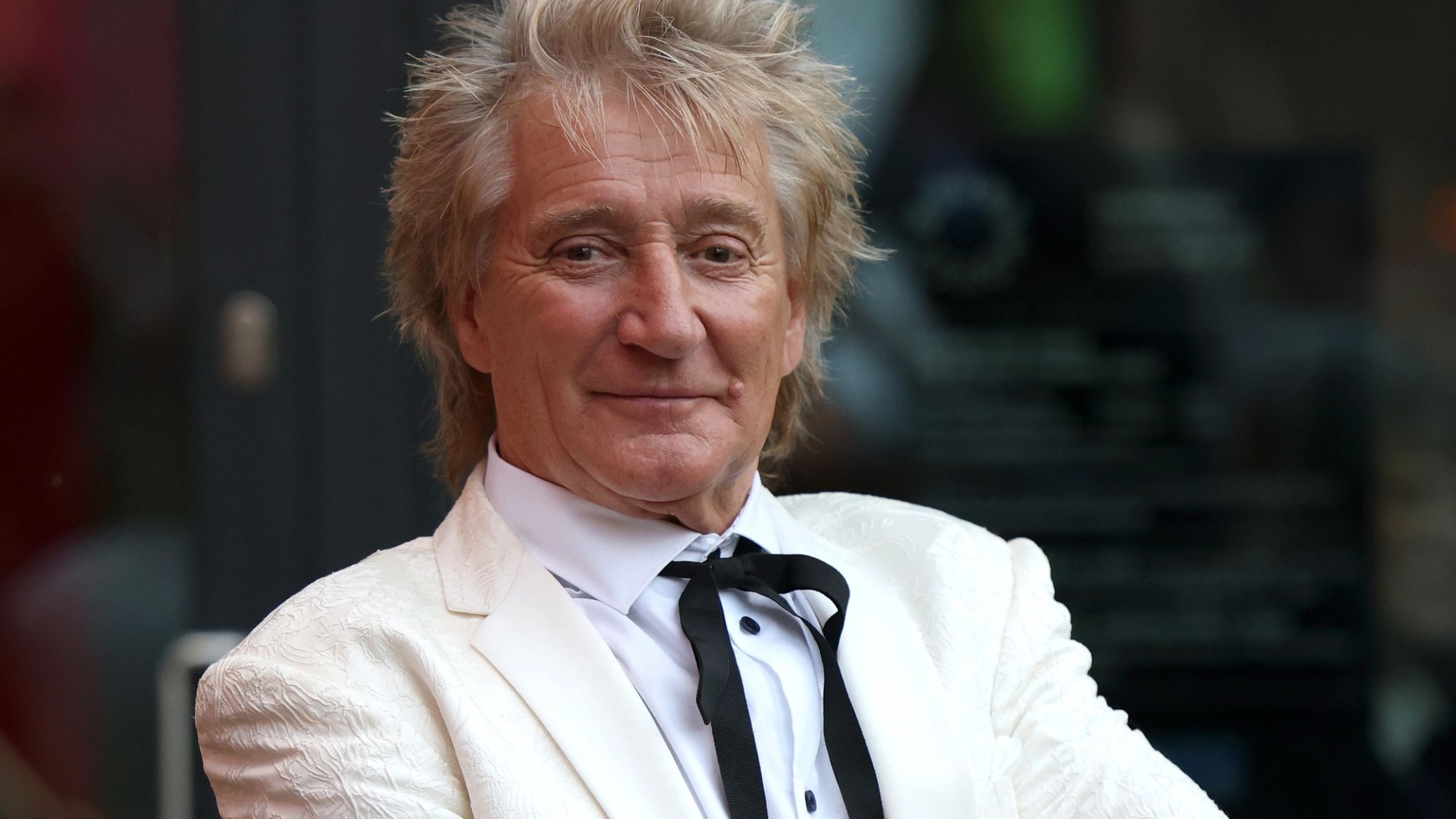 Sir Rod Stewart wins the fight to get roads repaved after potholes complaints