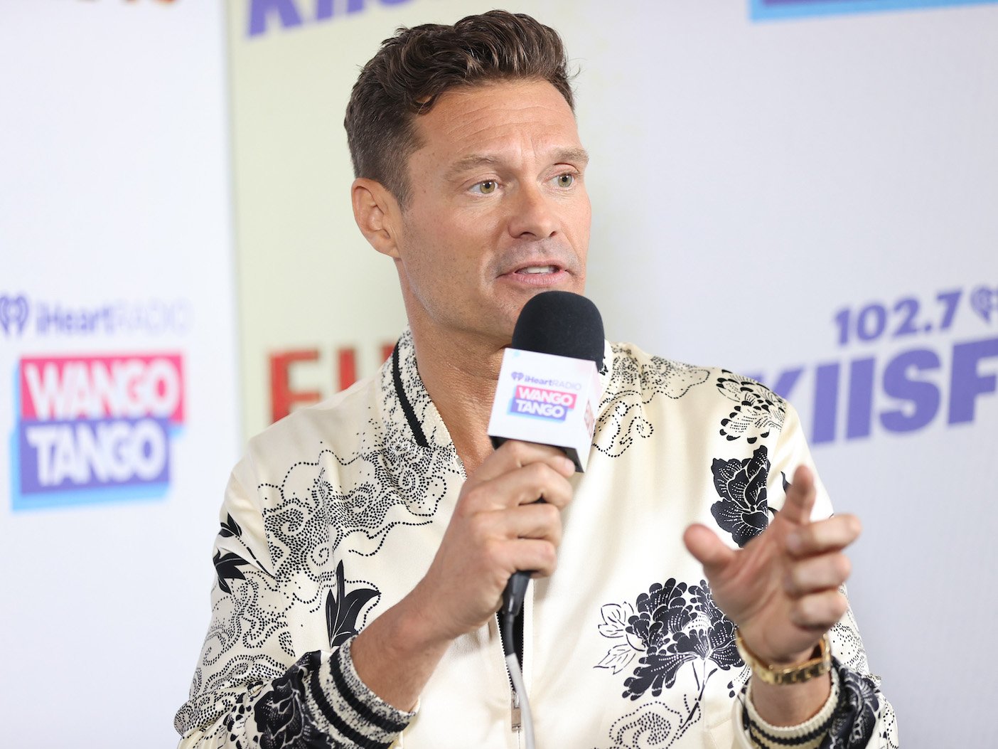 Sketchy Source claims Ryan Seacrest was rejected by a younger actress last year