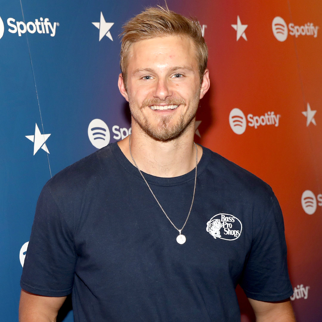 Alexander Ludwig’s voice will make you want to listen “Dirty Little Secret”