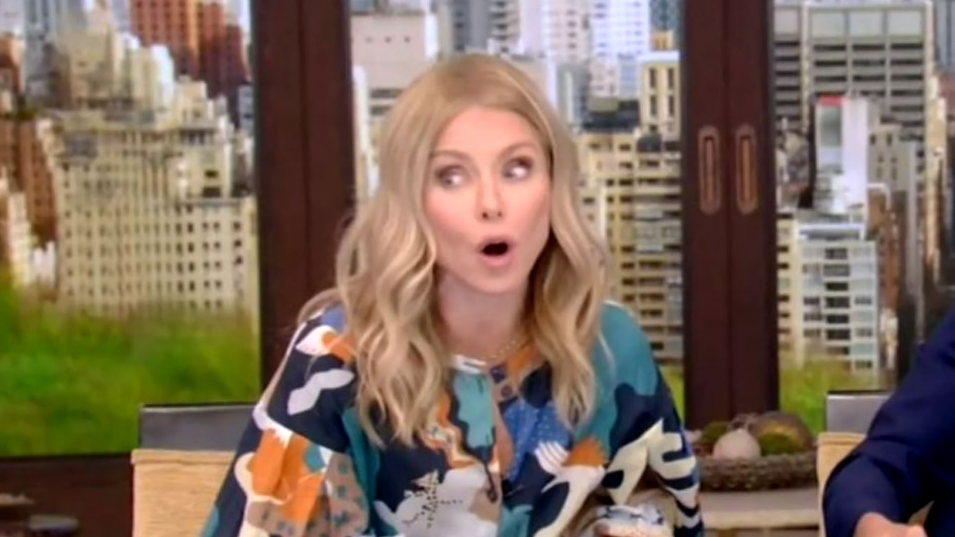 Live host Kelly Ripa makes creepy confession about her childhood, leaving Ryan Seacrest stunned