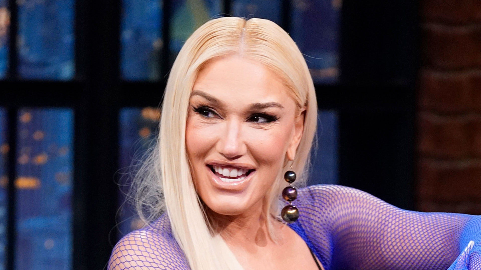 Gwen Stefani, Voice coach, appears to have had a nose job, chin implant and facelift, according to a plastic surgeon pro.
