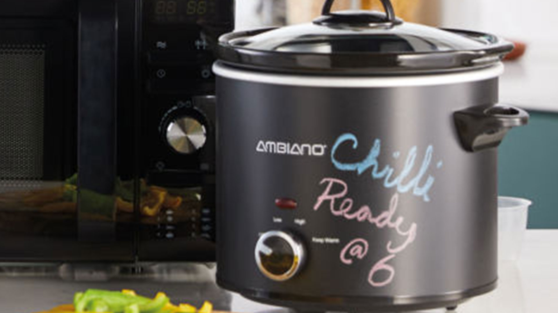 Aldi shoppers rave about £20 slow cooker which is saving them a bundle in the kitchen