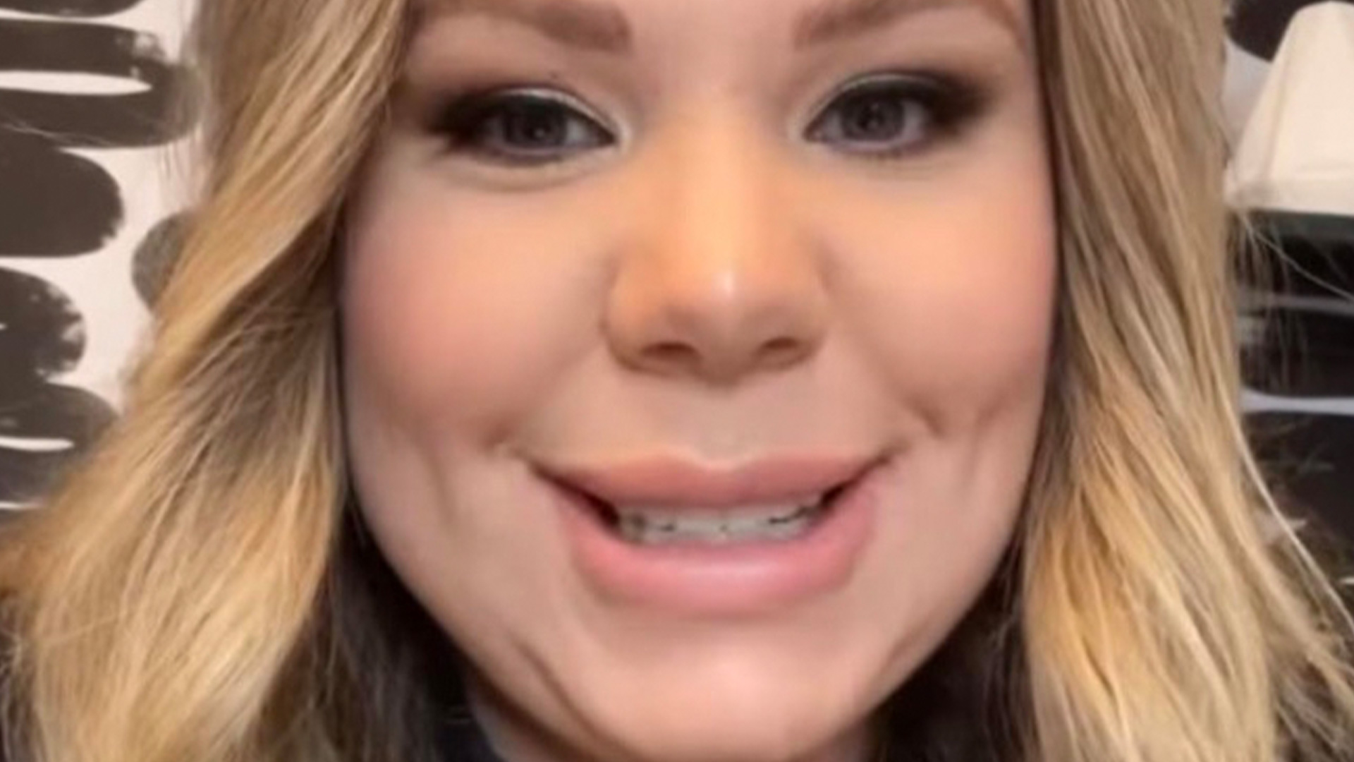 Kailyn Lowry, a teenager mom, says she was ‘locked up in a cell for hours and even hours’ while pregnant.