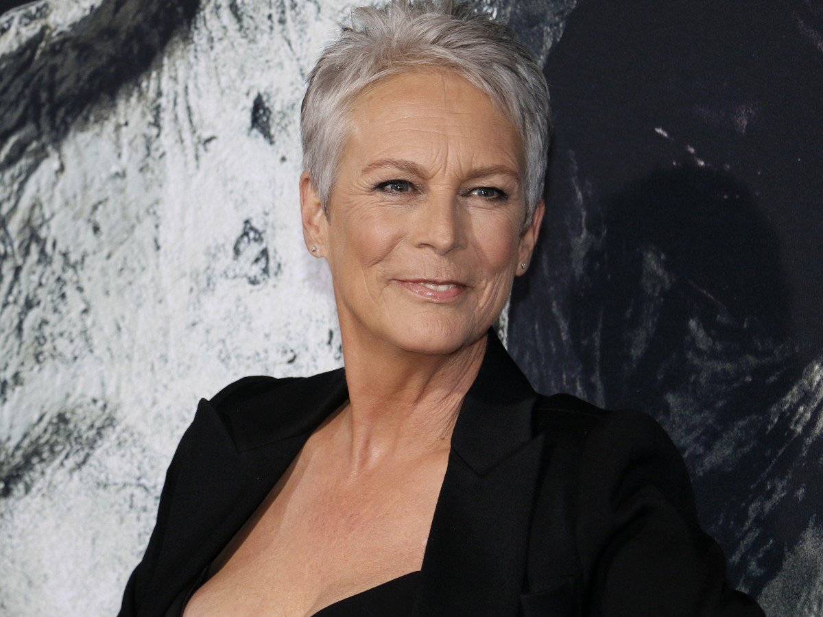 Jamie Lee Curtis Has A Blunt But Refreshing Take On Aging