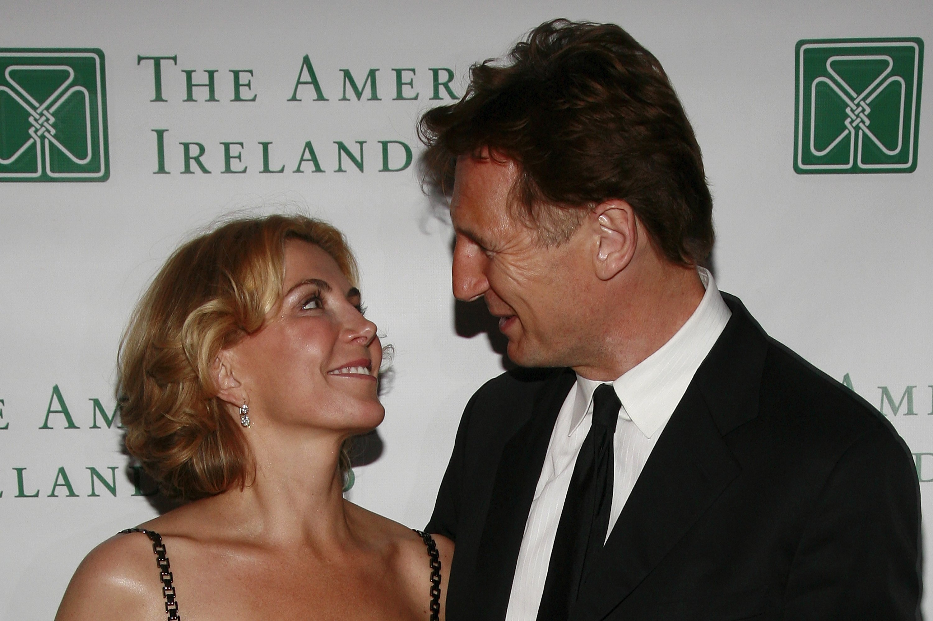 Natasha Richardson and actor Liam Neeson attend the American Ireland Fund's 33rd Annual New York Gala Fundraiser at The Tent at Lincoln Center on May 8, 2008. | Source: Getty Images