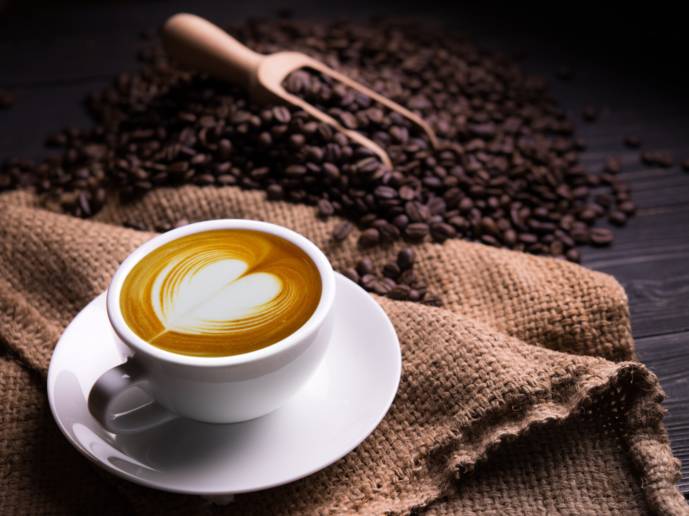 Coffee consumption of 2-3 cups per day can be linked to better heart health and longer life expectancy