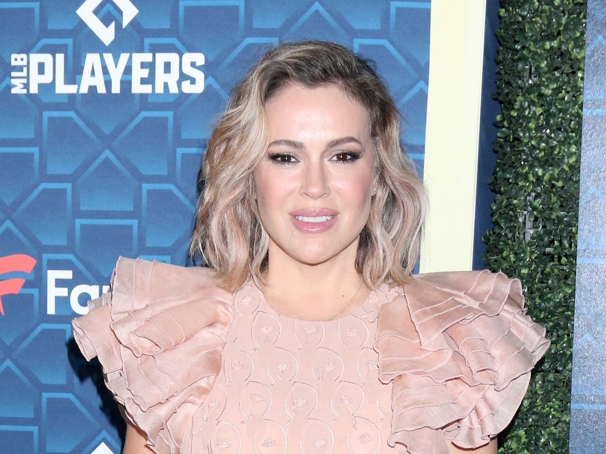Alyssa Milano’s Veterans Day Post Includes Tribute To The Late Brittany Murphy