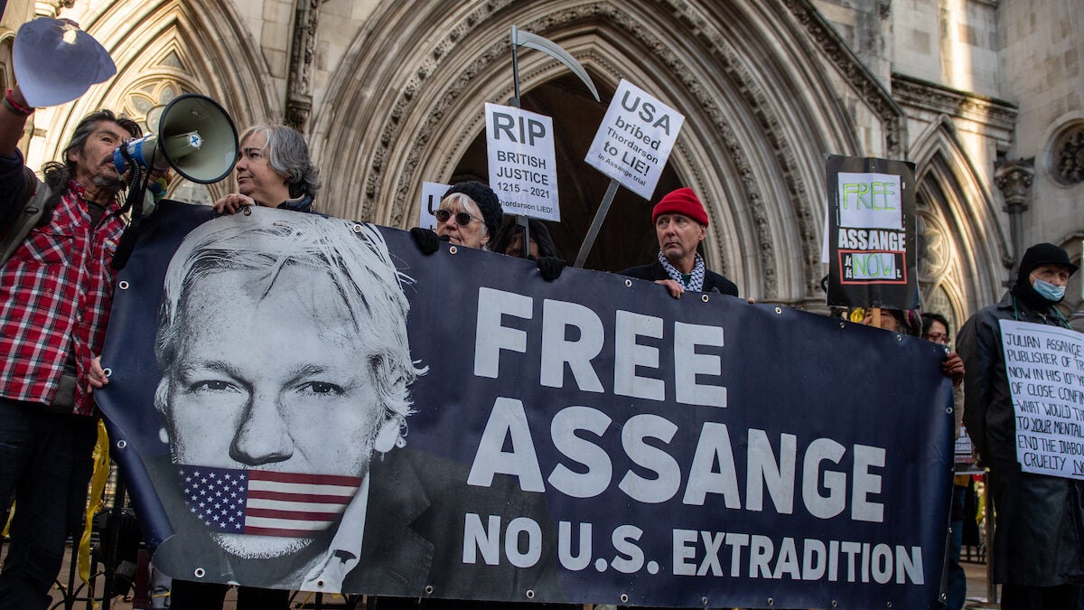 New York Times and Other News Organizations Demand the United States Drop All Charges against Julian Assange