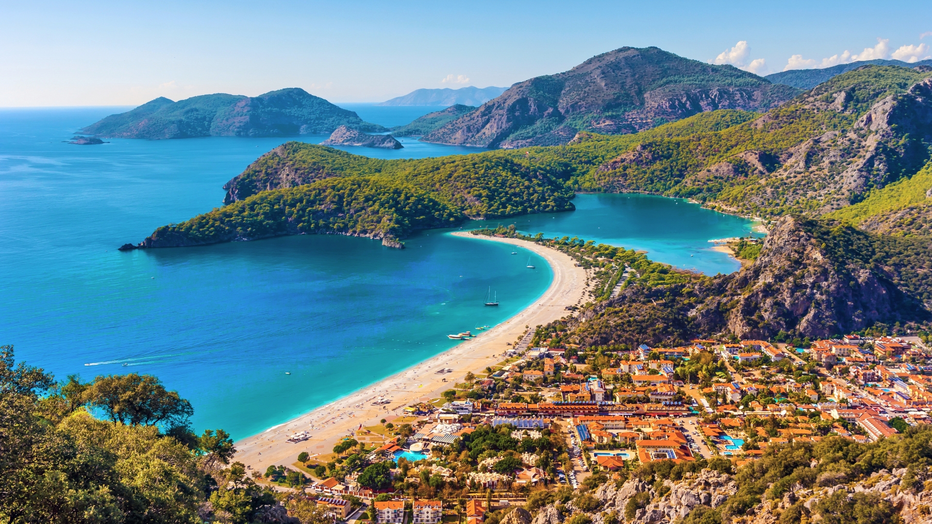 Jet2holidays offers up to 50% discount on beach vacations to Spain, Turkey and Greece