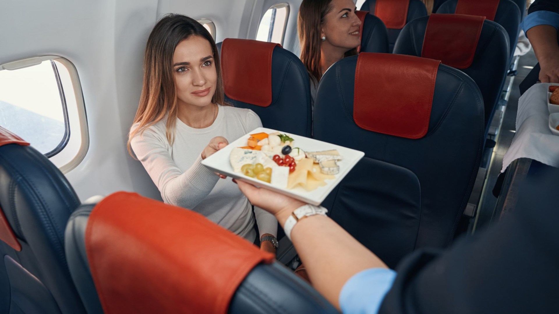 The Ultimate In-Flight Dining Hack: The Top Plane Meal for a Delicious Dinner