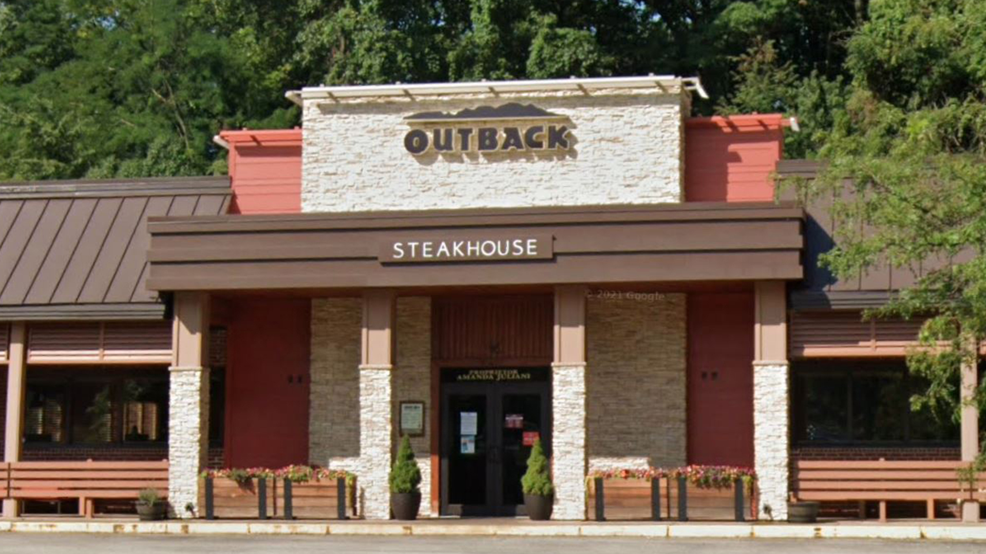 Outback Steakhouse Shuts Down After 27 Years: Massive Closure Includes 41 Restaurants