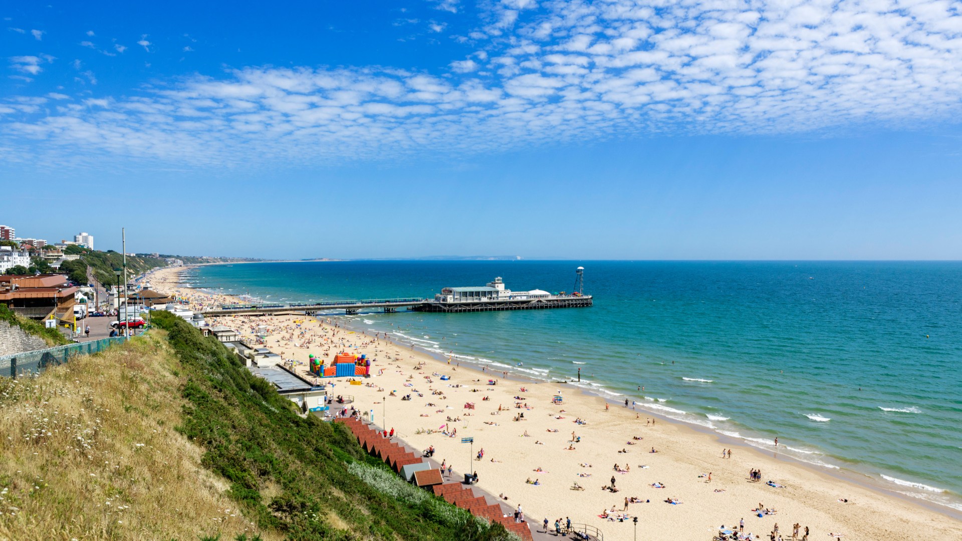 Discover the Top Beaches Worldwide – 4 UK Spots Rank High on the List