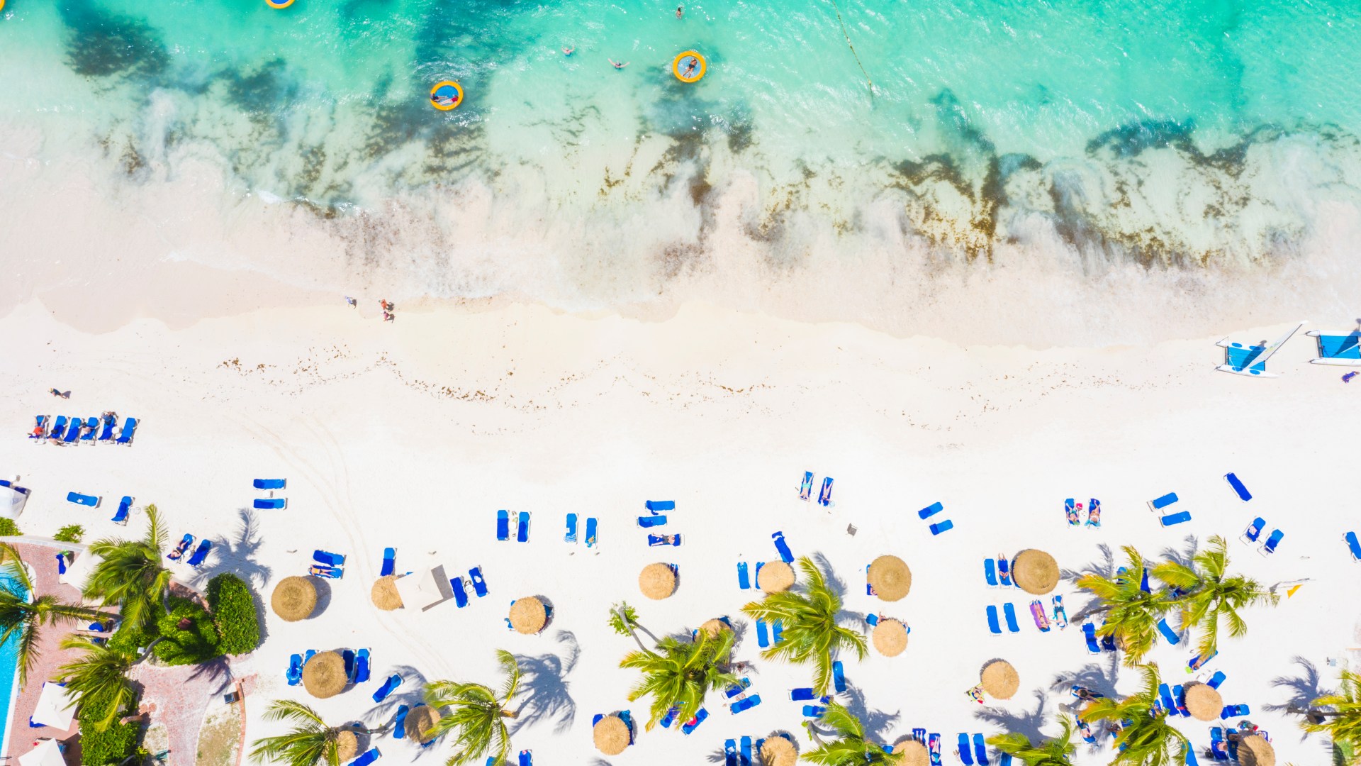 Fly to the Caribbean for just £215 and soak up 3,000 hours of sunshine on pink sandy beaches – book now!