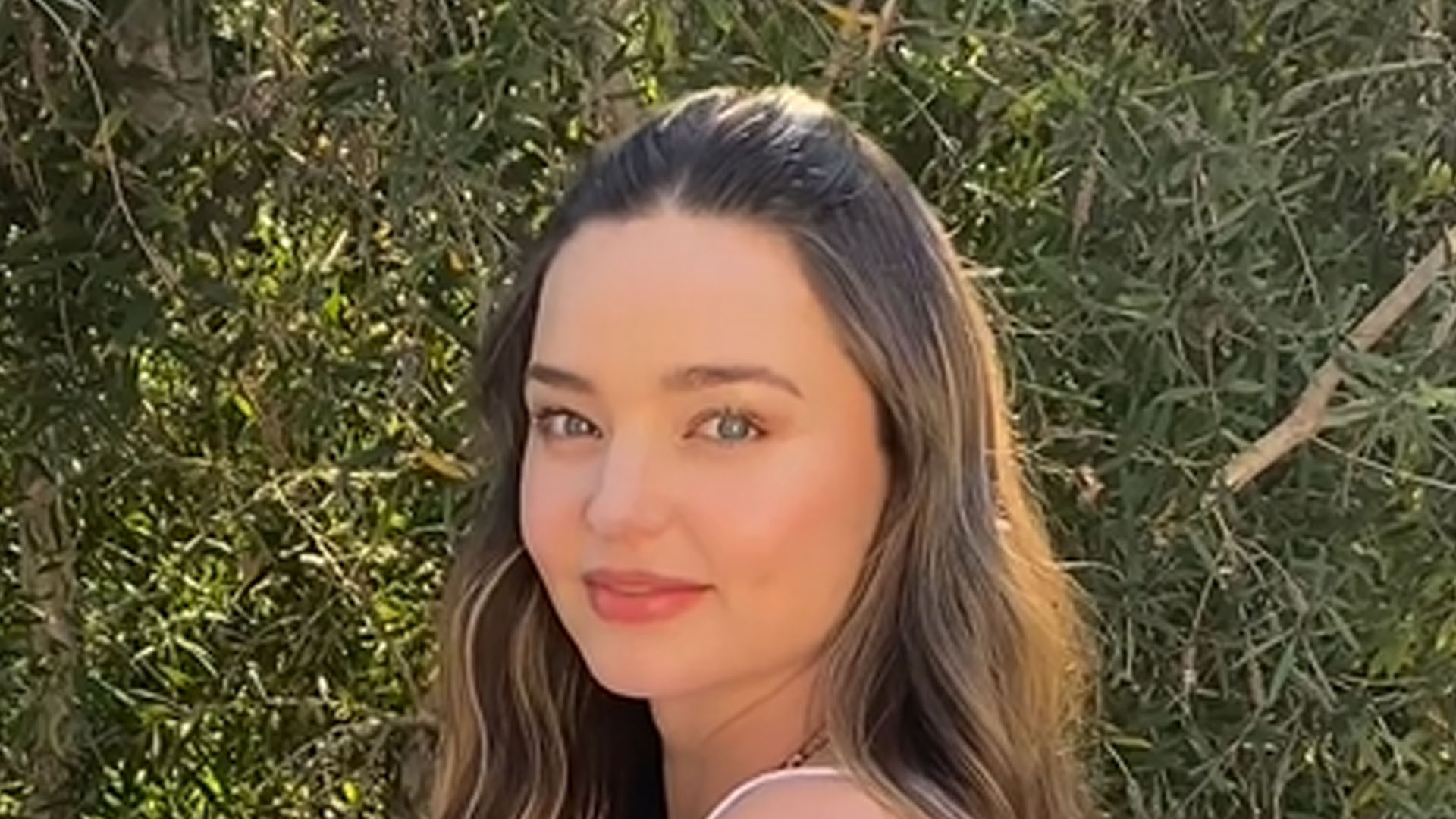 Miranda Kerr Welcomes Fourth Son, Third with Snapchat Founder Evan Spiegel – Exclusive News!