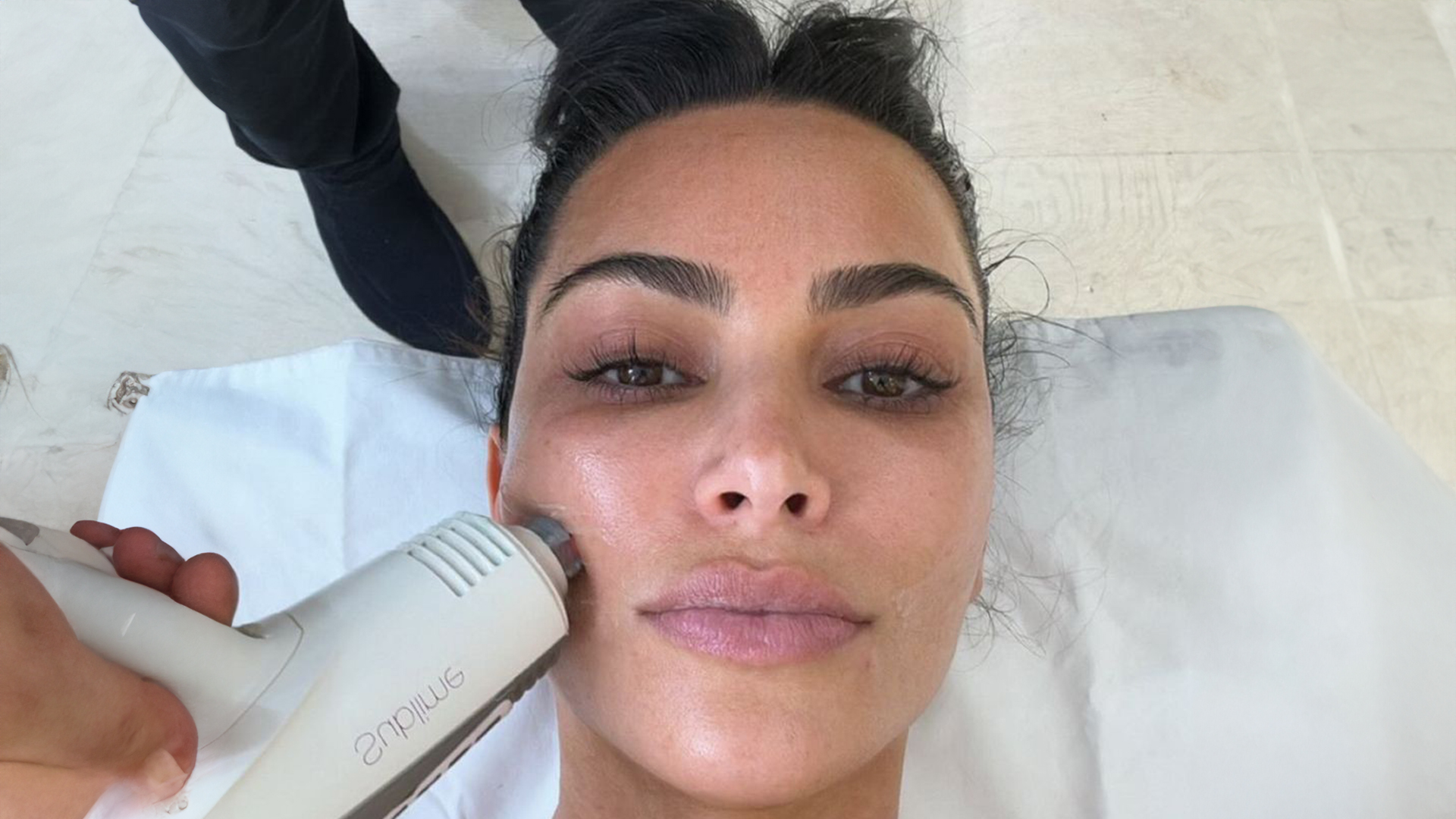 Kim Kardashian’s Unedited Pic Exposes Dark Circles and Wrinkles – A Fresh Faced Skin Treatment Revelation!