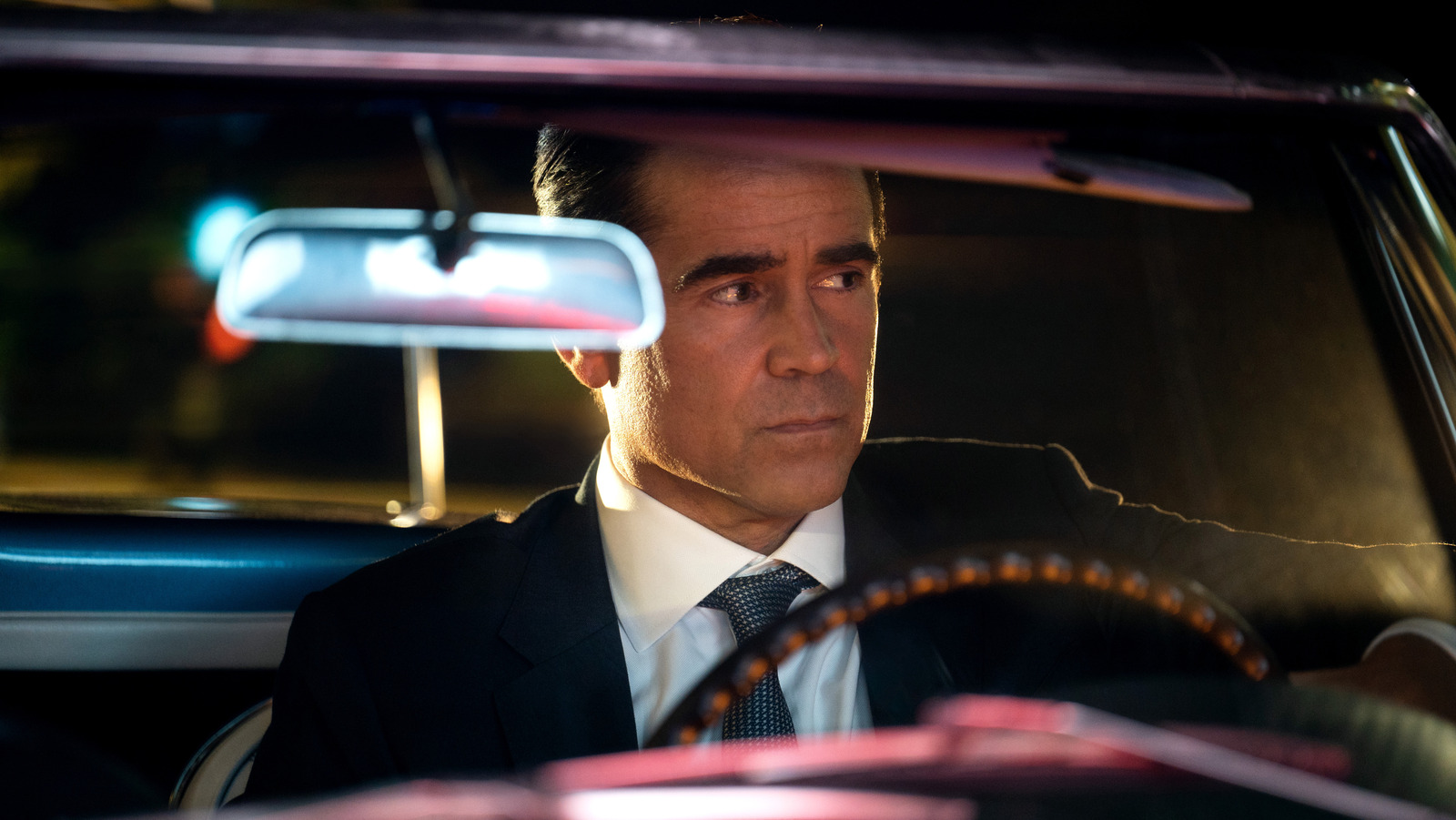 Mystery Unraveled: Colin Farrell’s Seductive Shine Takes Center Stage