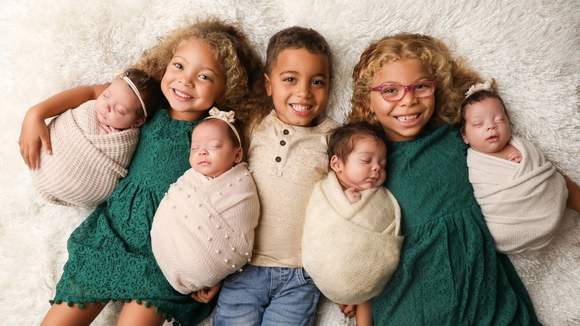 Shocking Twist: From ‘Ectopic Pregnancy’ to Quadruplets – Our Family’s Unexpected Blessing