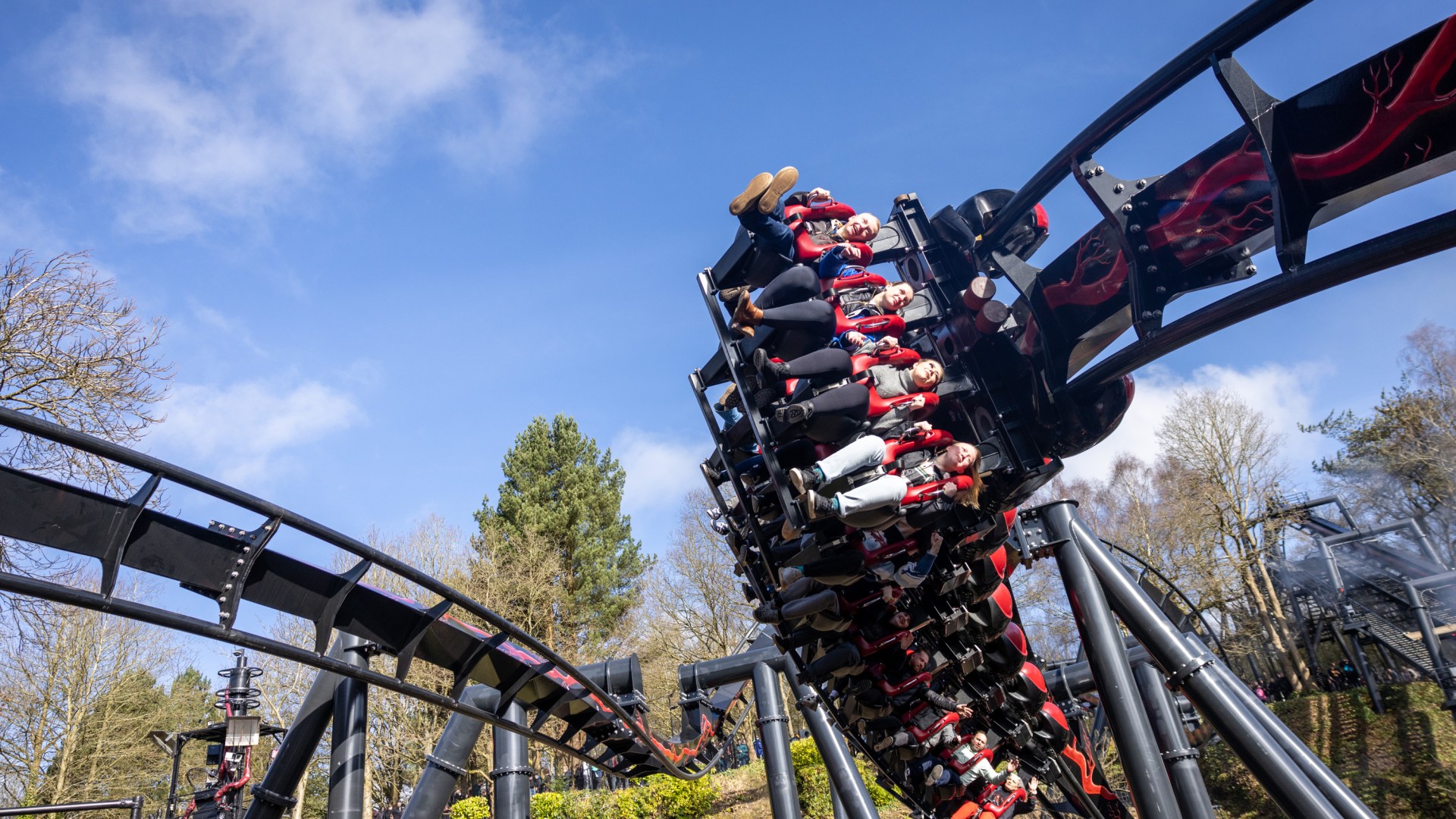 Unleash the thrill: Insider tips for conquering the Nemesis Reborn rollercoaster at Alton Towers!