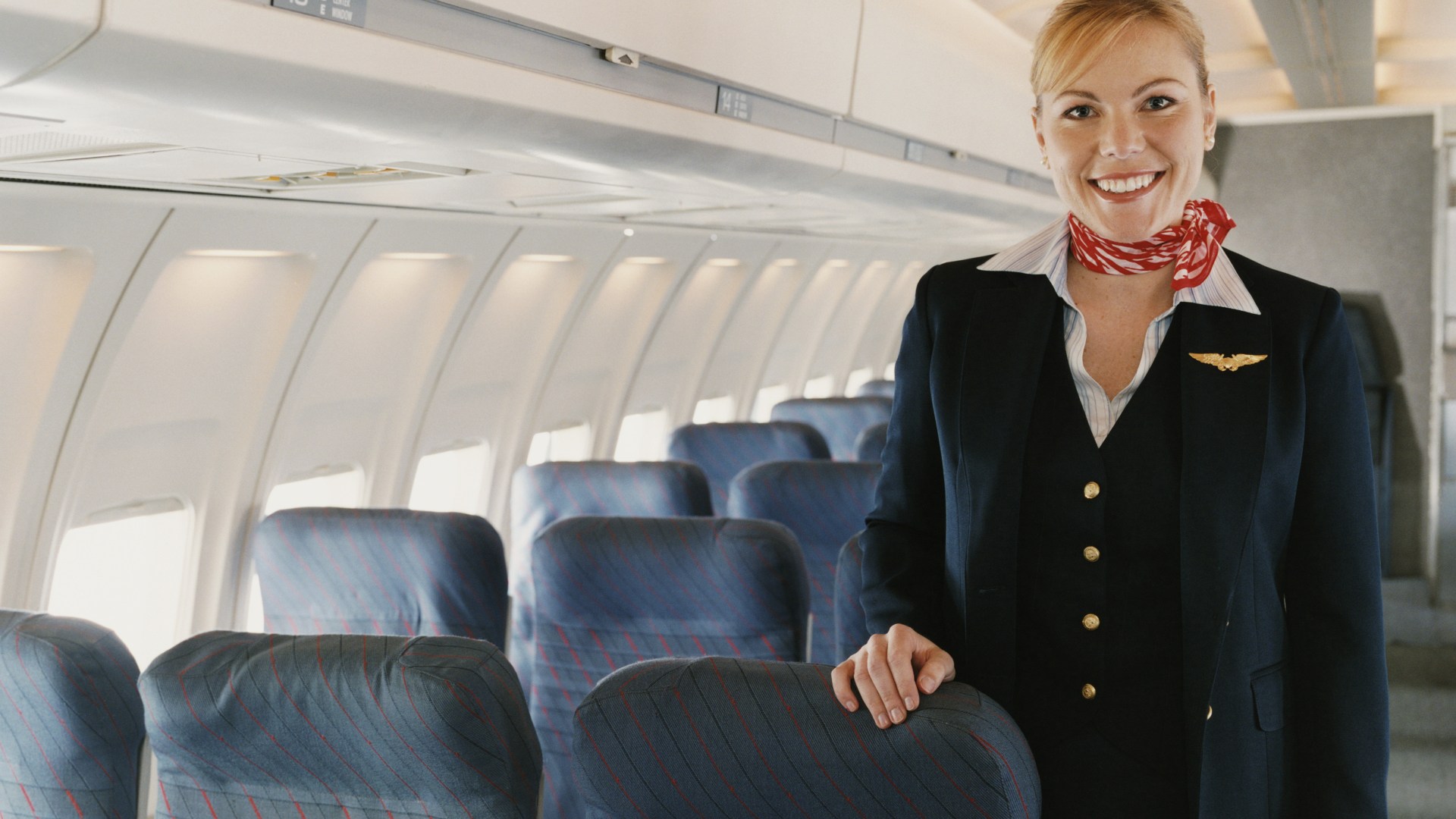 Unlock the Secret: Why Booking Mid-Morning Flights Is Key According to a Flight Attendant