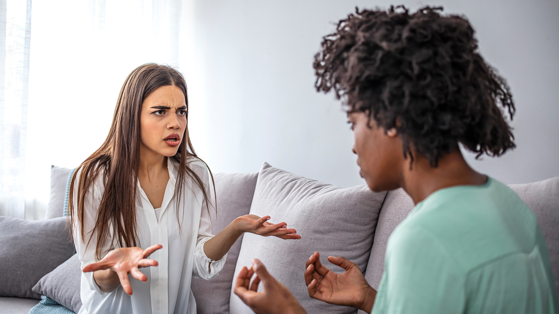 Feuding Family Drama: How I Handled My Sister-in-Law’s Savage Comment Like a Legend